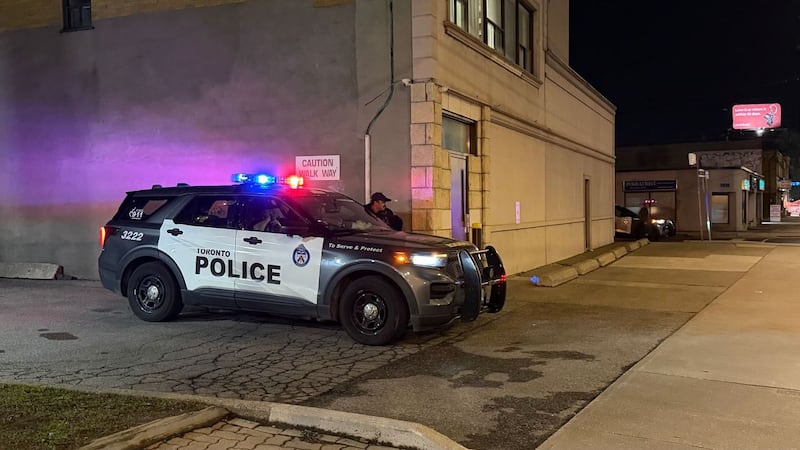 Arrest made after 3 people shot at with pellet gun outside Toronto synagogue, police investigating whether it could be linked to similar incident