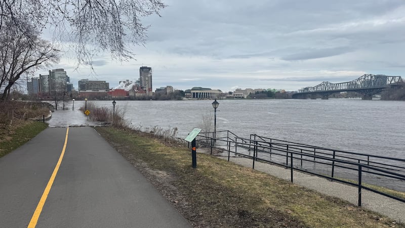 Water levels could stabilize on the Ottawa River today. Here is the latest on flooding in Ottawa and Gatineau
