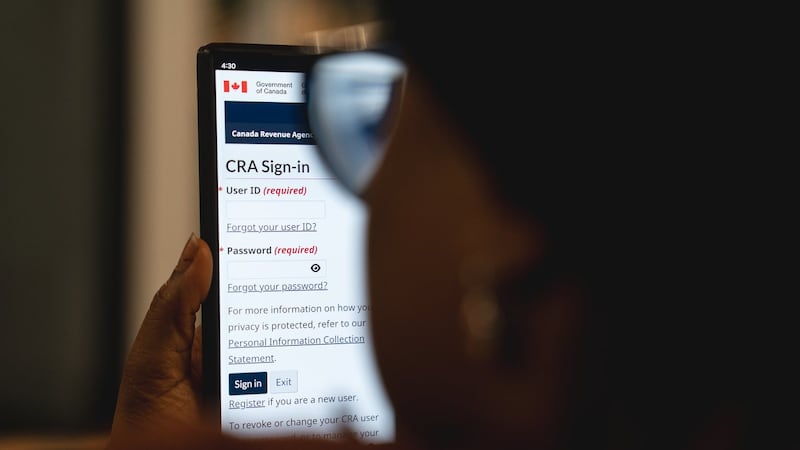 More Canadians plan to save or invest tax refund this year: TD survey