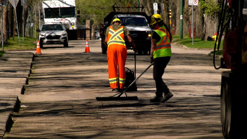 Here’s why the City of Saskatoon has been delayed in addressing wave of potholes