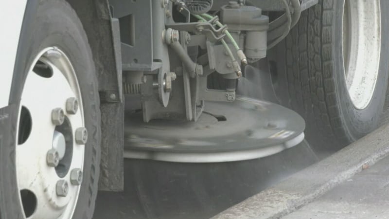 Street sweepers playing catch-up after Barrie’s early winter