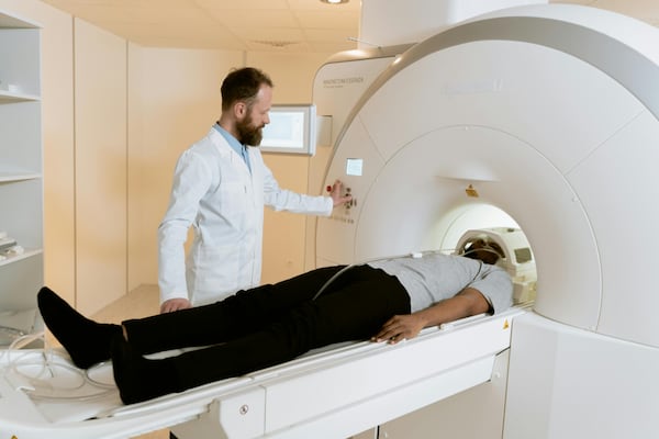 Researchers identify first biomarker of chronic stress detectable through routine chest CT