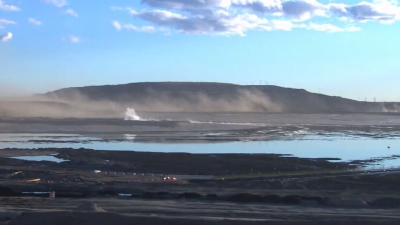 Referendum division cuts through heart of oil sands