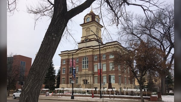 The aging Winnipeg buildings that could get green upgrades