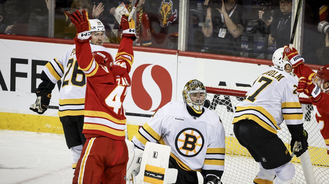 Flames 201 Flames beat Bruins 2-1