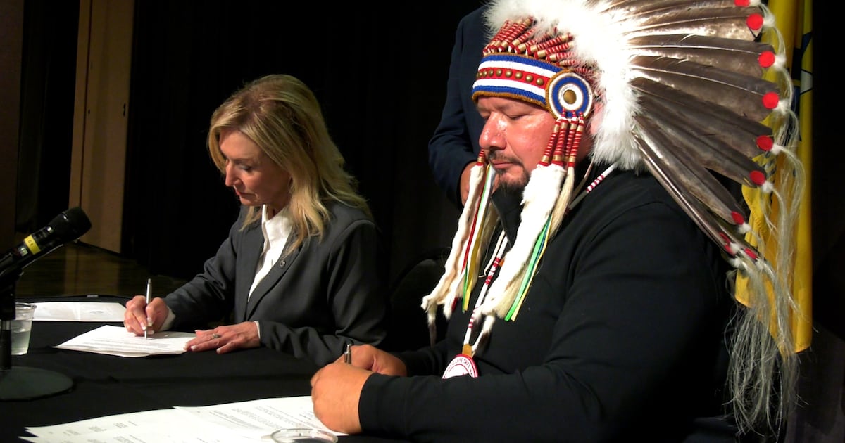 Saskatoon, Muskeg Lake Cree Nation sign agreement to begin arena talks