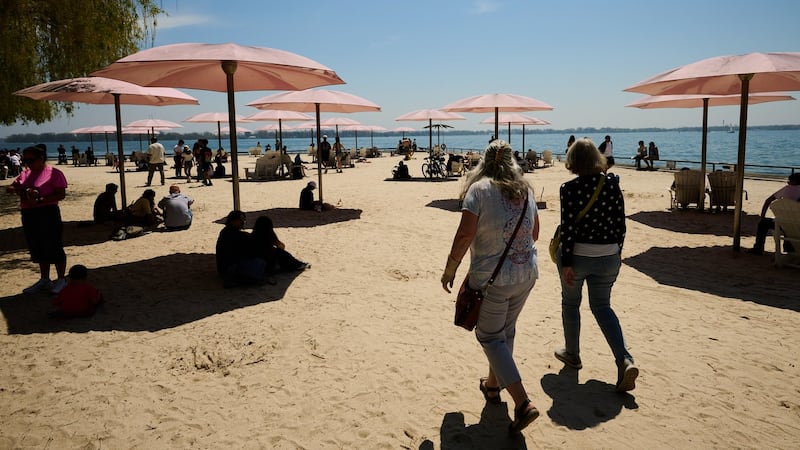 Summer-like heat in Canada here to stay, expert says
