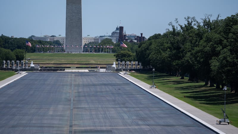 U.S. DOJ drops criminal case against ex-Olympian charged with damaging Reflecting Pool