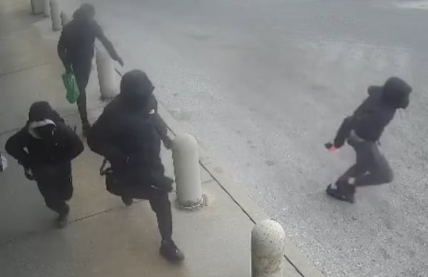 Five suspects sought following attempted robbery of Vaughan business: York police