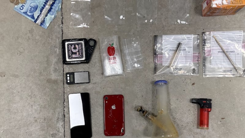 Police allegedly seize cocaine, Barrie man charged with impaired