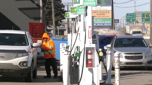 Ottawa’s fuel tax cut takes effect amid mixed reaction in Saskatchewan