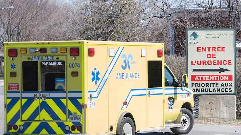 Paramedics in Quebec threaten to refuse to work overtime