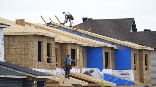 CMHC reports annual pace of housing starts edged lower in August