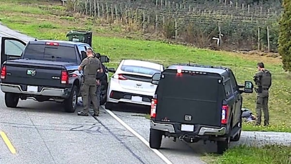 Group caught illegally crossing U.S.-Canada border on foot in B.C.