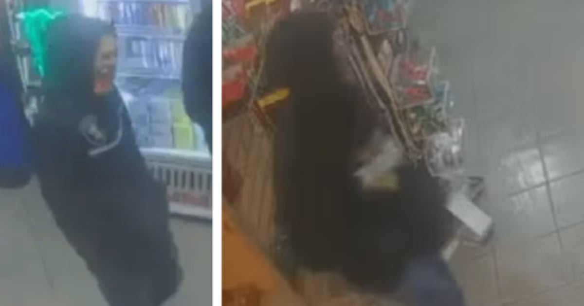 Police: suspects spray employee, run off with cash