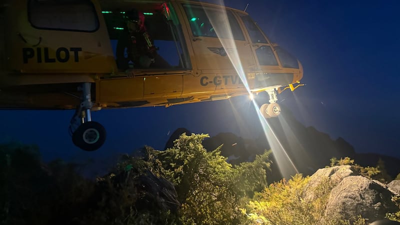 Hikers airlifted after becoming exhausted near Cypress Mountain