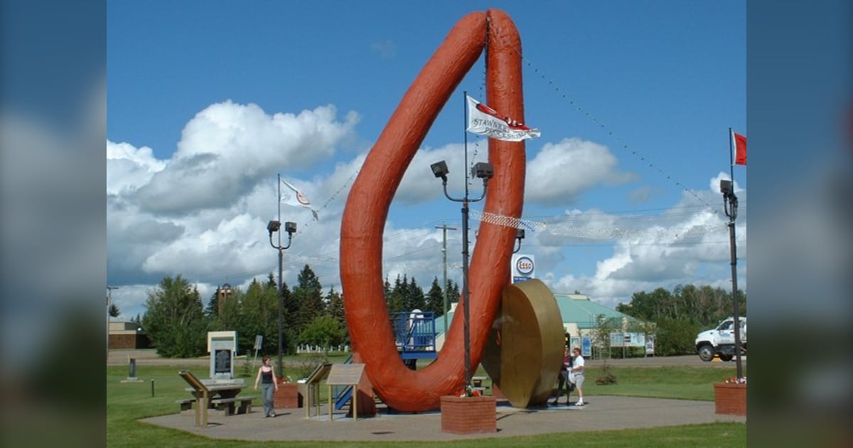 World's Largest Sausage in Alberta to celebrate 25 years this weekend