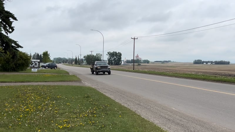 Alberta government to hold first AI data centre town hall in central town of Lacombe