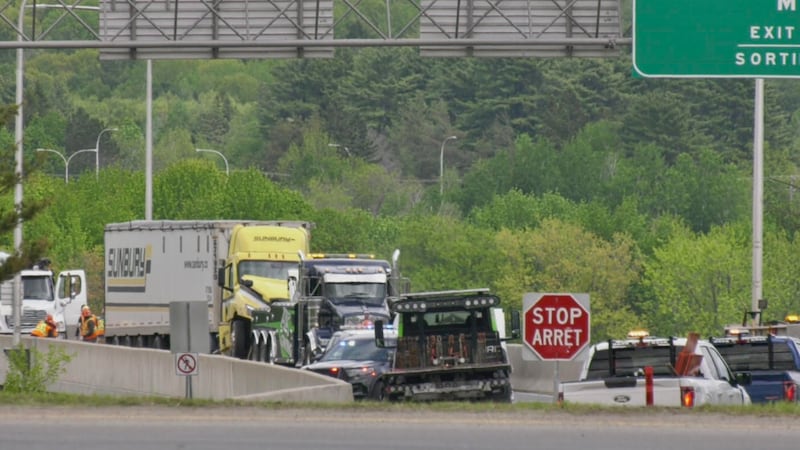 Two people die in crash involving transport truck: Fredericton police