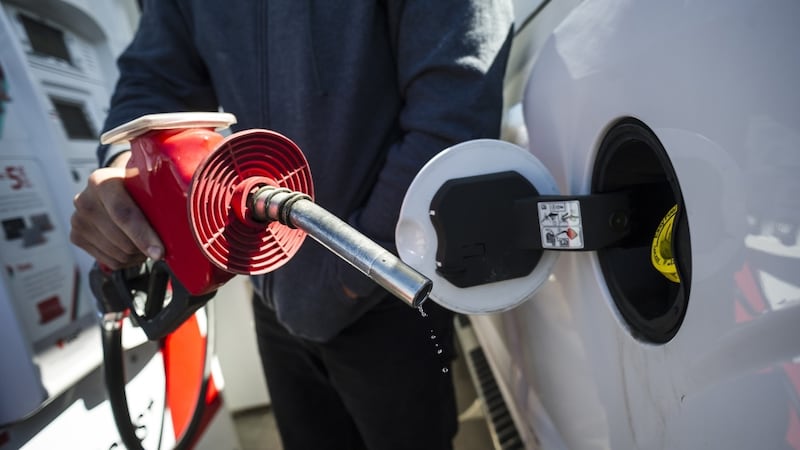Gas prices climb ahead of long weekend