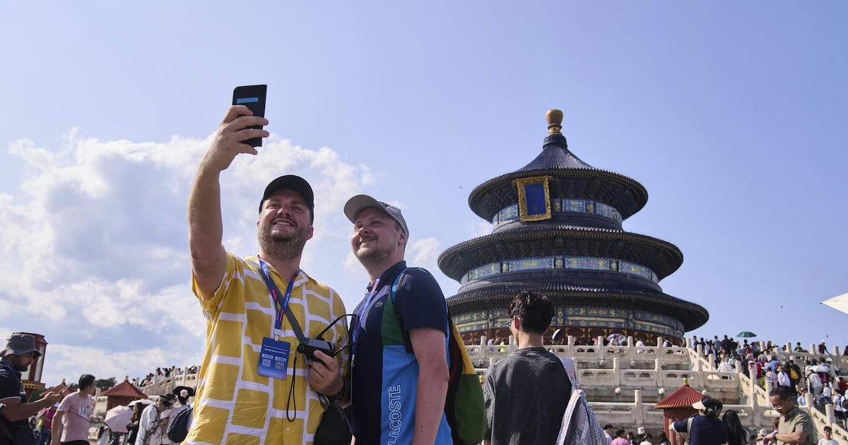 China verhängt neue Reisebeschränkungen für Bürger und Ausländer