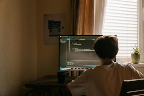 B.C. online safety advocates warn AI is making teen sextortion harder to spot