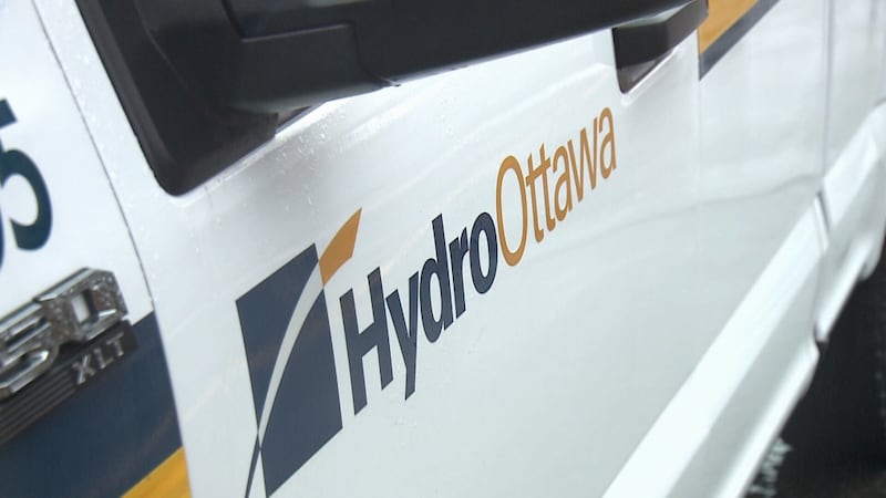 Scattered power outages affect Ottawa on Monday morning