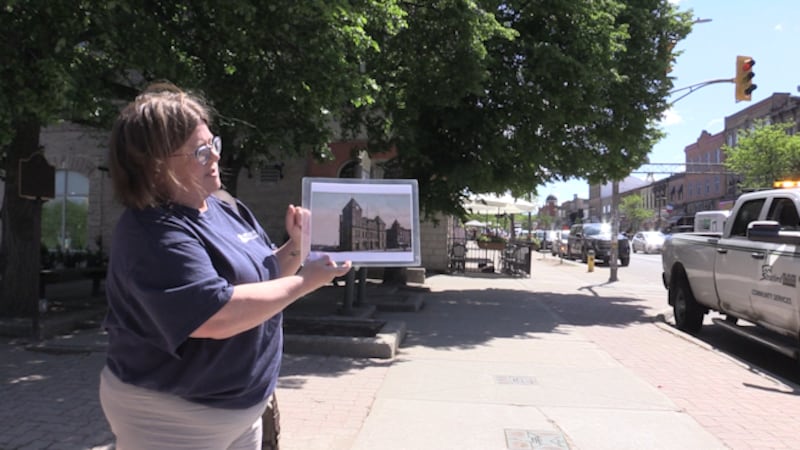 ‘There was a bit of a gap’: Stratford Walking Tours embark on third summer of educating tourists