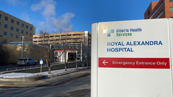 Long ER waiting times fuel frustration in Alberta as hospitals strain across Canada