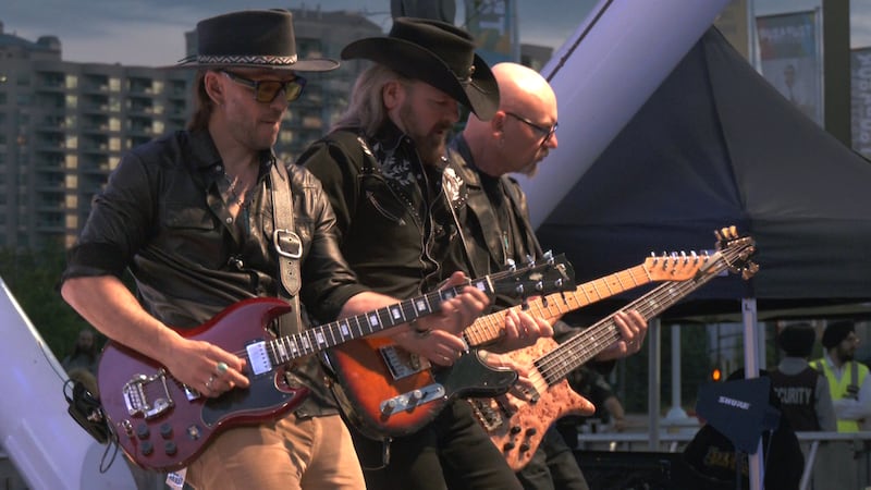 Juno Award winning country group rocks Downtown Barrie in Troubadour Festival kickoff