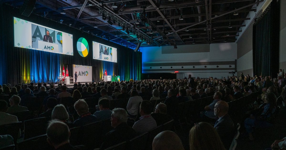 Waterloo Officials Advocate Local Priorities at AMO Conference