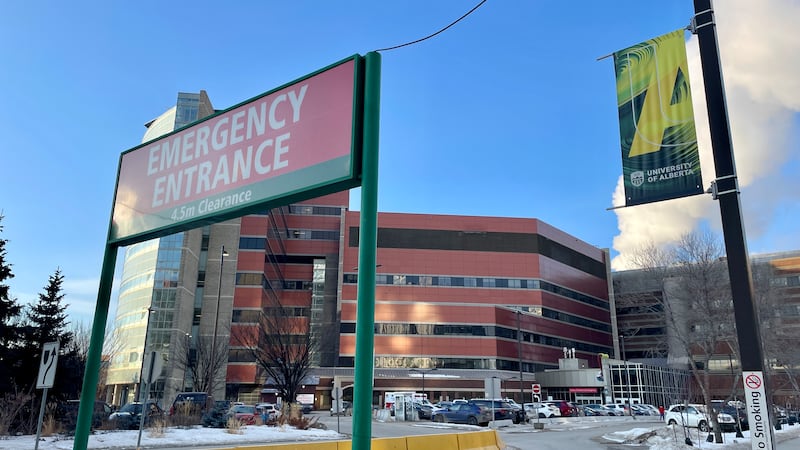 2 more Edmonton hospitals implement one-bag policy