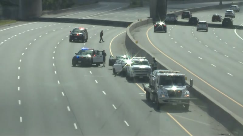 Pedestrian suffers non-life-threatening injuries in Hwy. 417 collision, eastbound lanes near Riverside Drive reopened