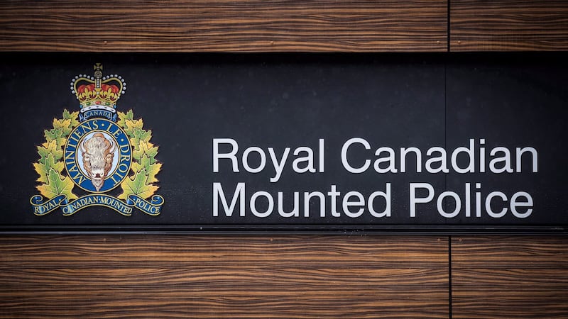 Ohio man charged with luring Manitoba child online: RCMP