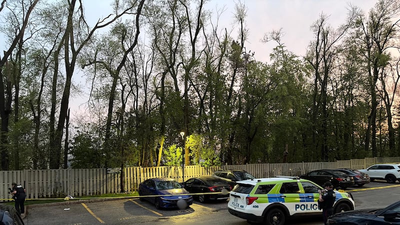Man taken to hospital after shooting in Barrie