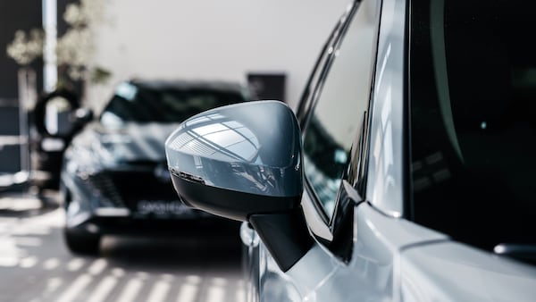 Canadians want affordable cars built at home, survey suggests