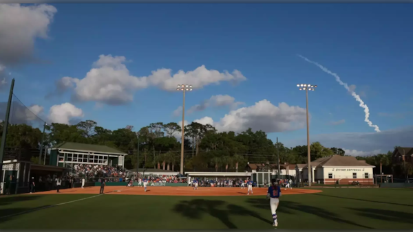 WATCH: U.S. college softball game abruptly interrupted by Artemis II launch