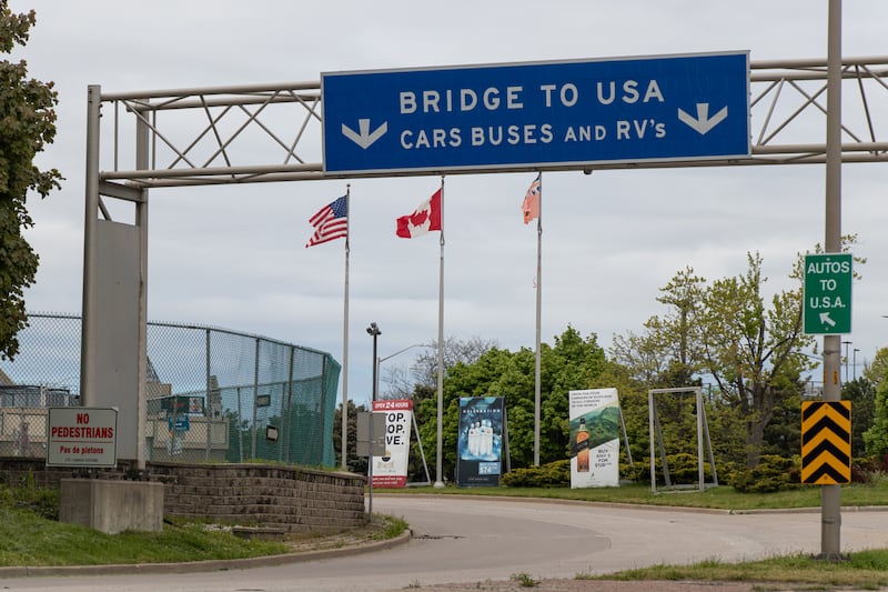 Cross-border travel rebounds, despite Canada-U.S. trade tensions: StatCan