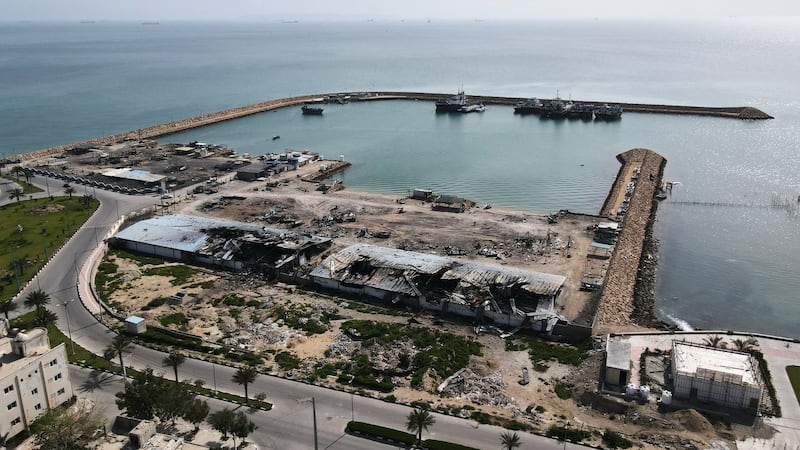 PM Carney calls for resumption of shipping during Strait of Hormuz talks