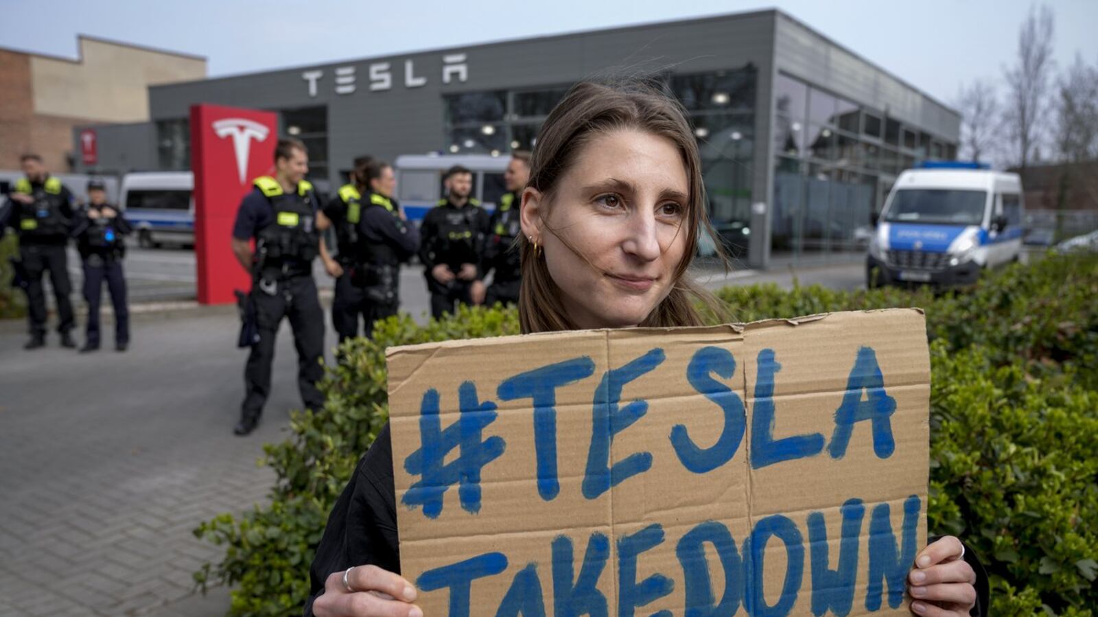 Tesla Protests Tesla protests: Showrooms swarmed by anti-Musk demonstrators