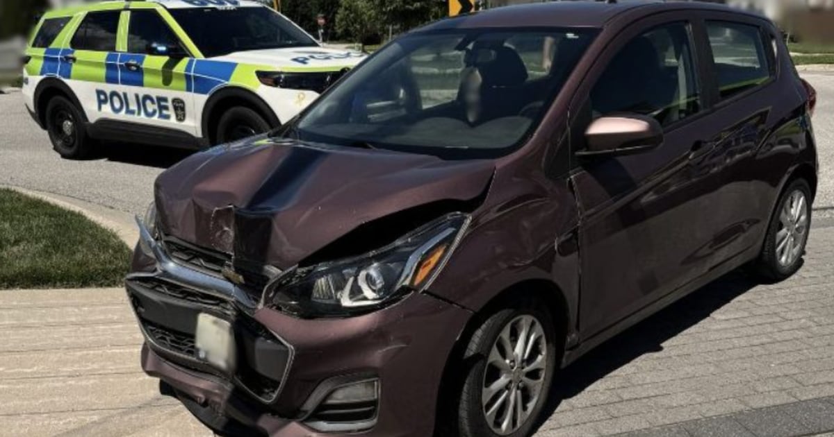Running red light in Barrie kicks off a string of charges