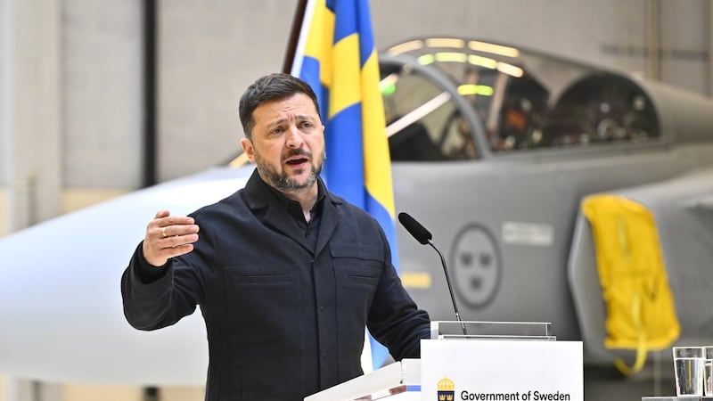 Zelenskyy says he’s pressing U.S. for more Patriot missiles for Ukraine to counter Russian strikes