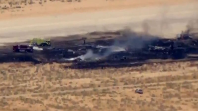 8 people aboard B-52 bomber that crashed at U.S. Air Force base feared dead