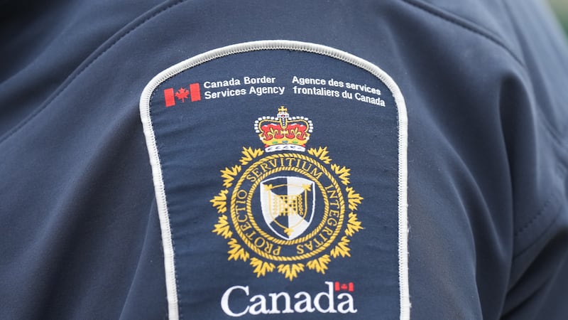 Front-line officers at RCMP, CBSA not eligible for early retirement packages
