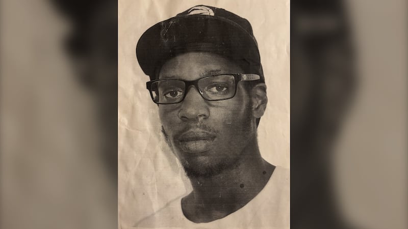 Man who died after being found unresponsive in a west Toronto laneway was murdered, police say