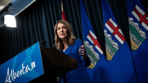 Alberta Premier Danielle Smith granted security clearance for briefings from CSIS