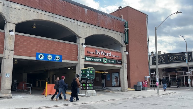 Hundreds of parking tickets issued to drivers in ByWard Market parking garage this spring
