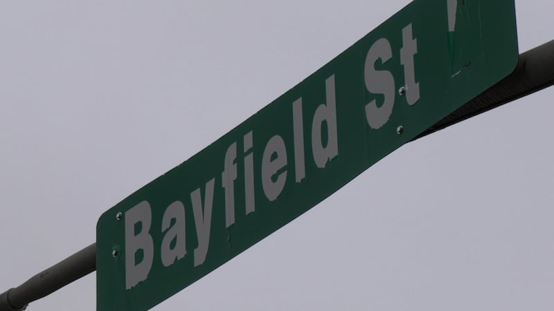 Two Barrie men allegedly point handguns at two other men