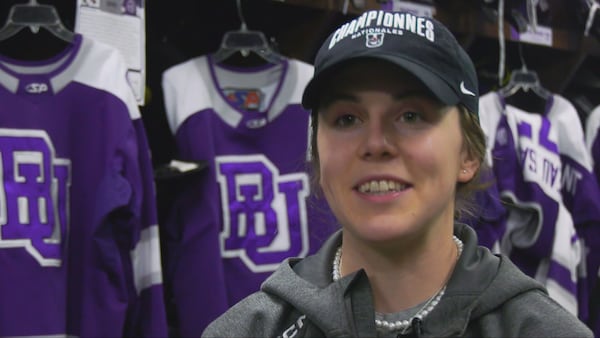 Quebec hockey player turns down scholarships in the U.S. to play in Canada