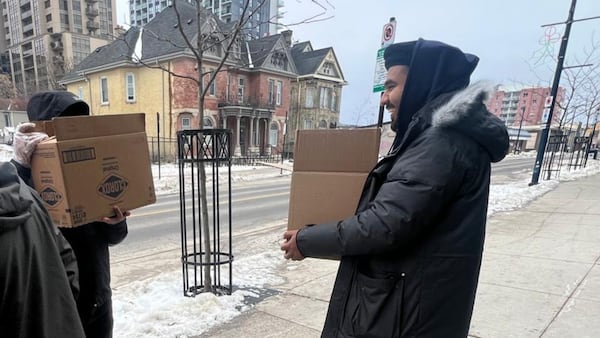‘Teaches us to give back’: Muslim youth group hands out meals to Londoners in need